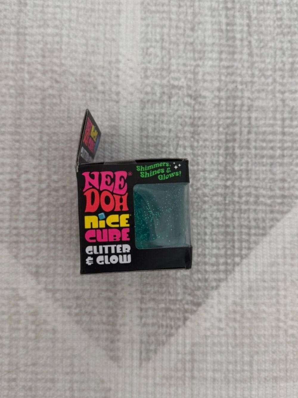 Schylling NeeDoh Nice Cube Glitter & Glow - BLUE Sensory Squeeze Toy (NEW) - Picture 3 of 3
